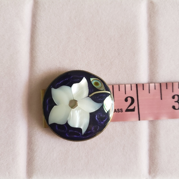 VNTG PINS | Bundle of 3x Mexico Alpaca Mother of Pearl Pins - Picture 11 of 15